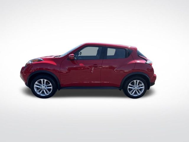 2016 Nissan Juke S photo 2