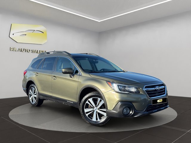 2018 Subaru Outback Limited's photo