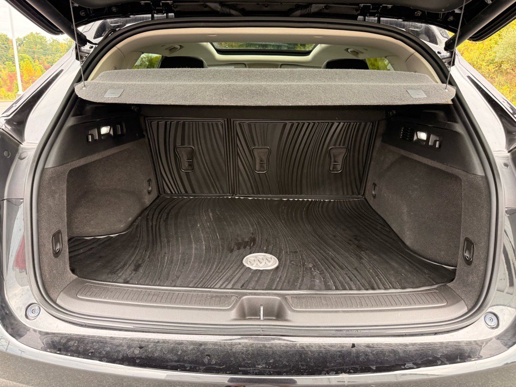 2023 Buick Envision Essence Sport Touring photo 22