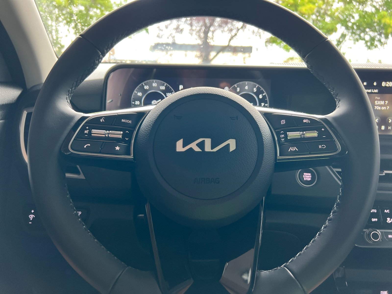 2026 Kia Seltos EX photo 21