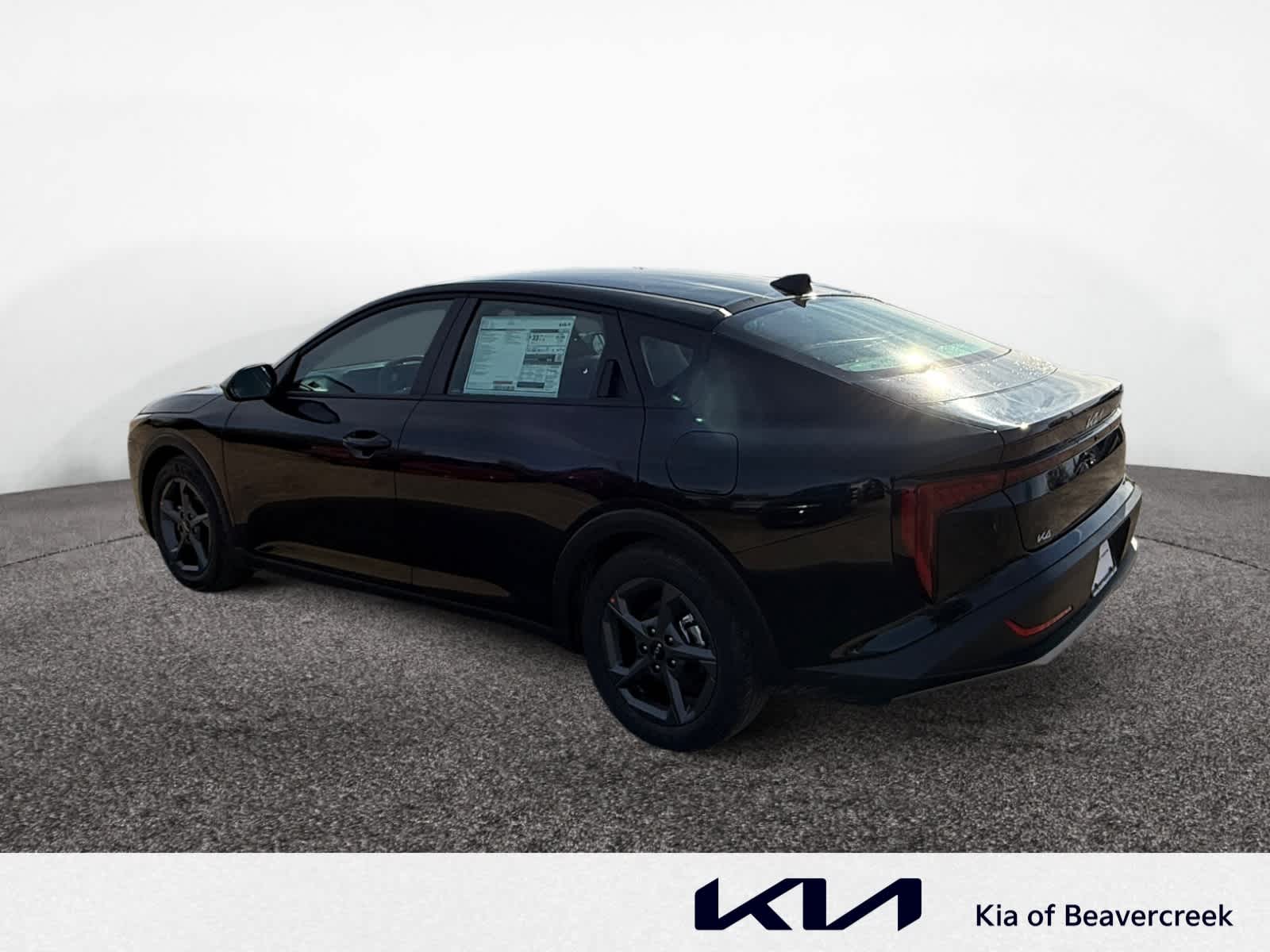 2025 Kia K4 LXS photo 3