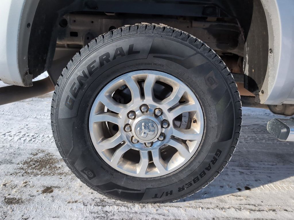 2018 Ram 2500 Laramie photo 5
