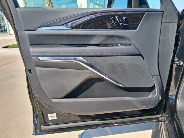 2026 Cadillac Escalade Sport photo 16