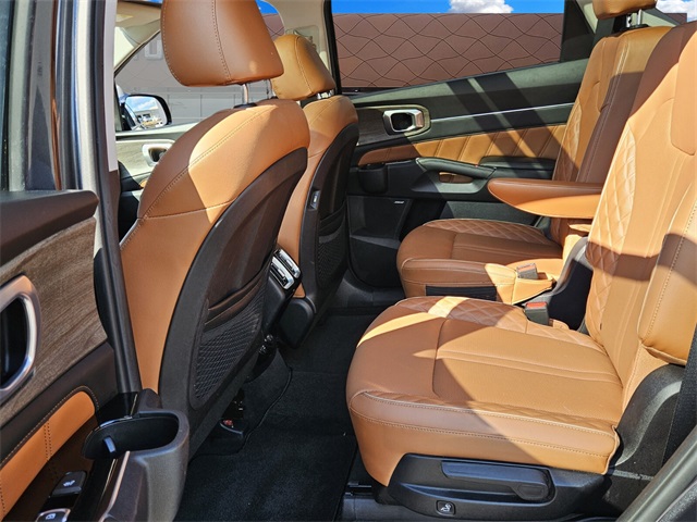 2022 Kia Sorento X-Line SX Prestige photo 5