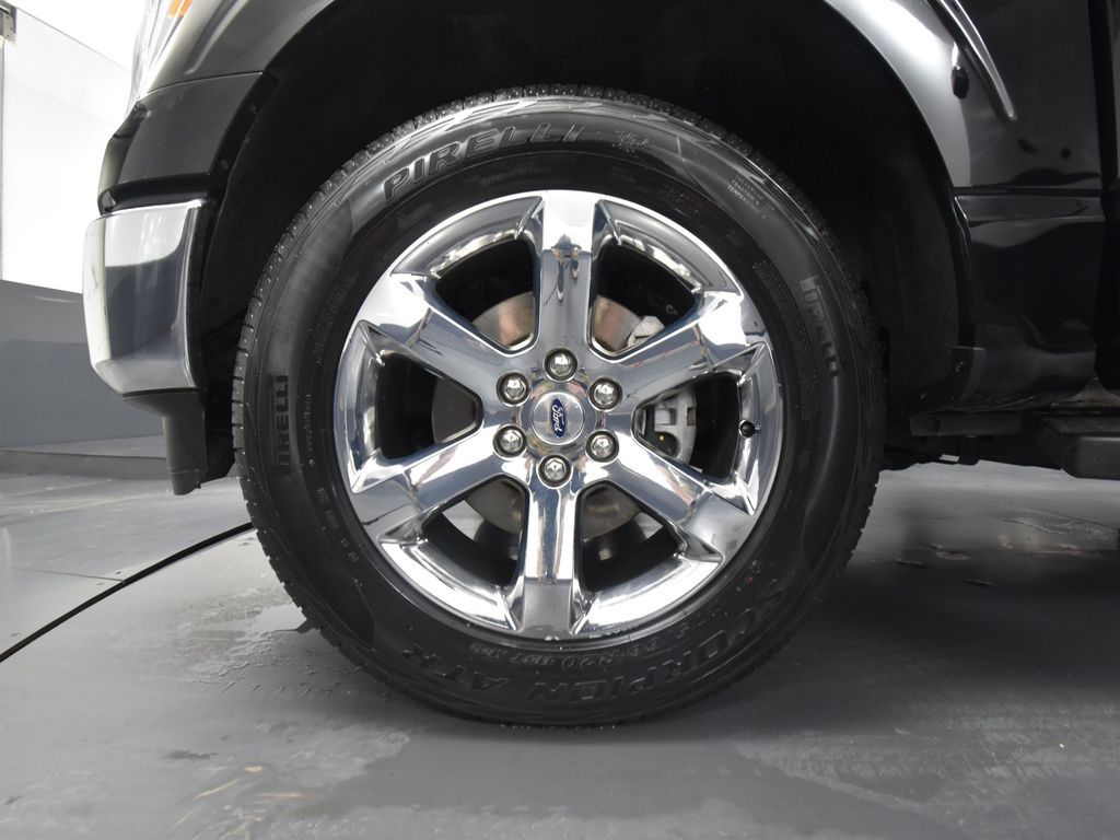 2022 Ford F-150 XLT photo 13