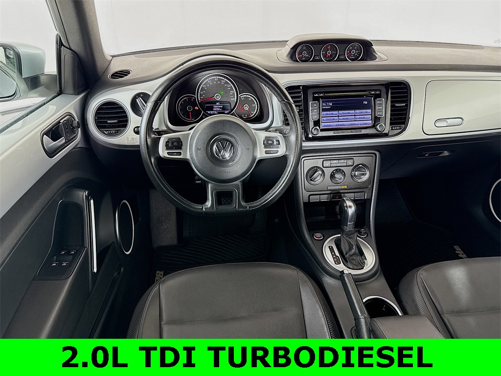 2014 Volkswagen Beetle TDI photo 3