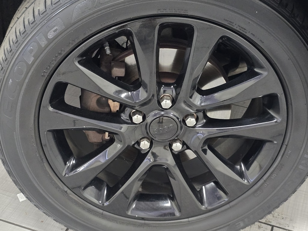 2018 Jeep Grand Cherokee Altitude photo 6