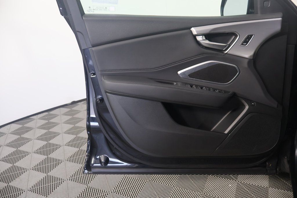 2023 Acura RDX photo 12