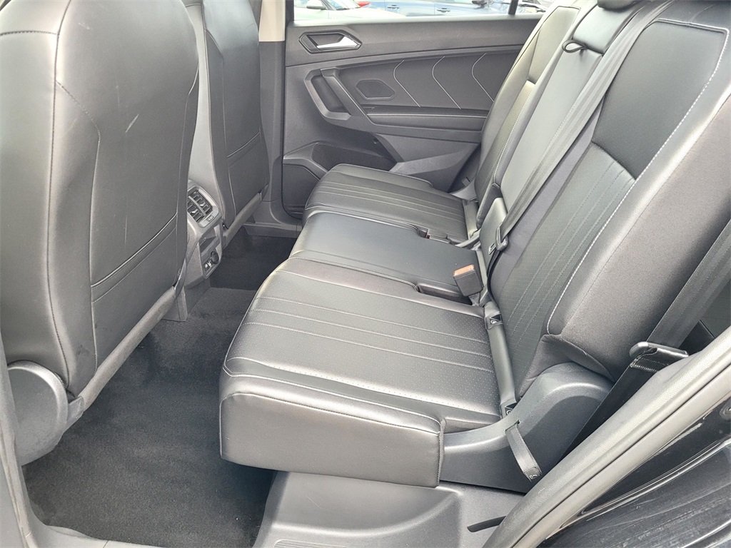 2024 Volkswagen Tiguan SE Wolfsburg Edition photo 12