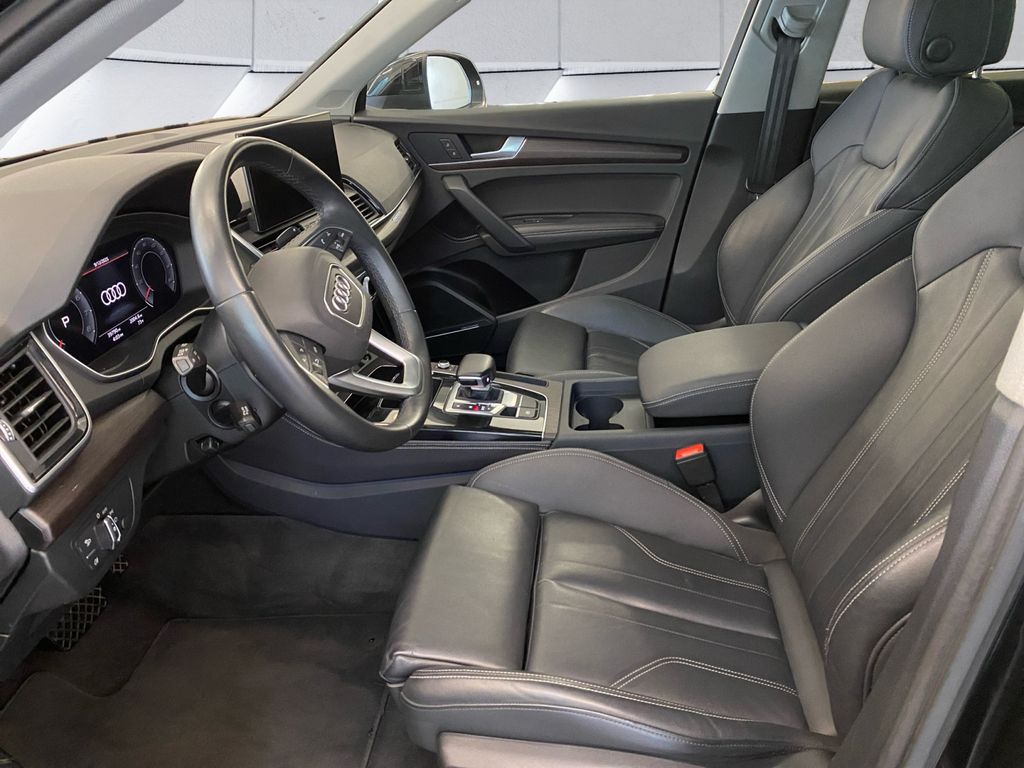 2024 Audi Q5 45 S line Premium photo 7
