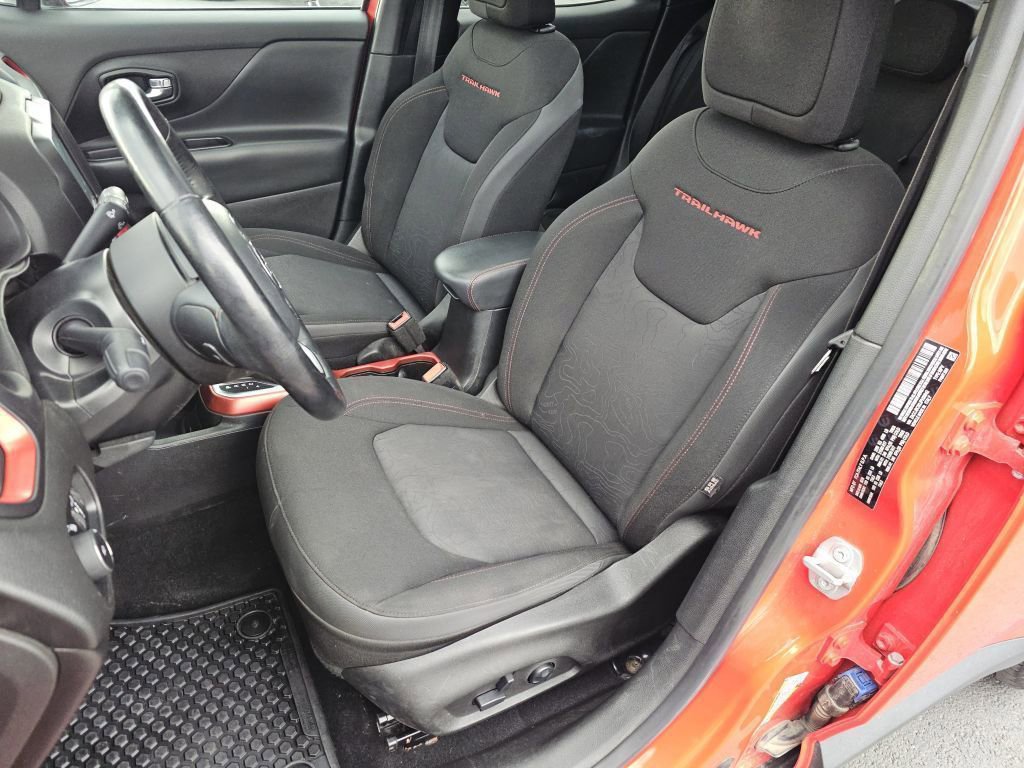 2018 Jeep Renegade Trailhawk photo 4