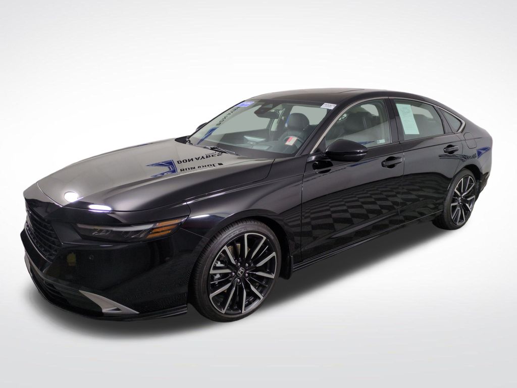 2024 Honda Accord Hybrid Touring's photo