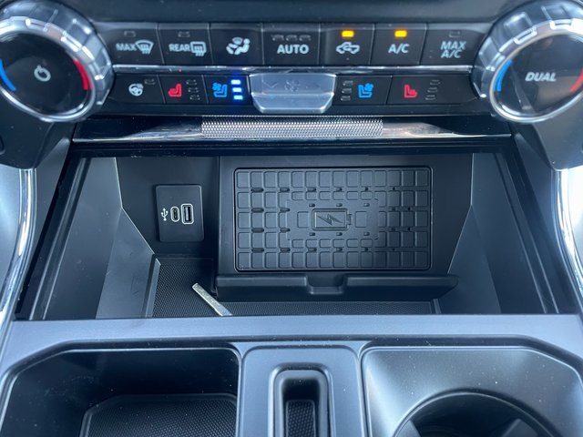 2025 Ford F-150 Lariat photo 30
