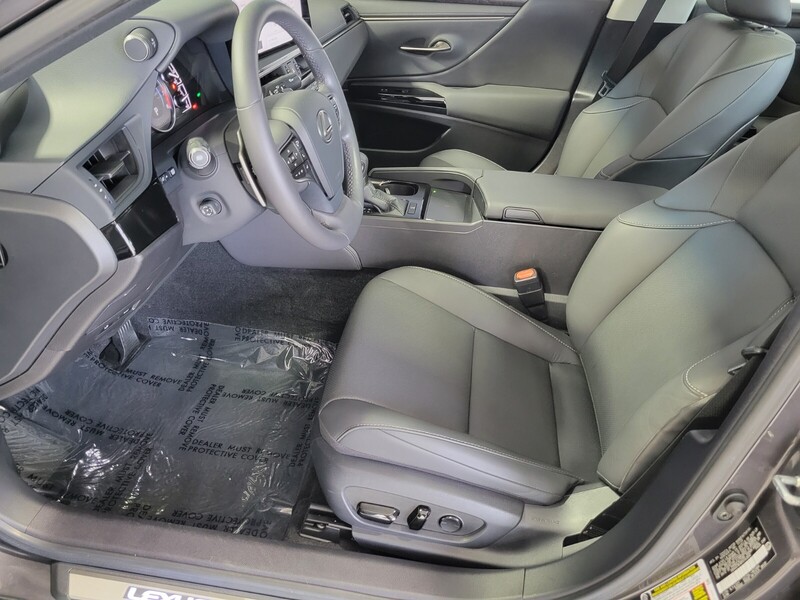 2023 Lexus ES 350 photo 10
