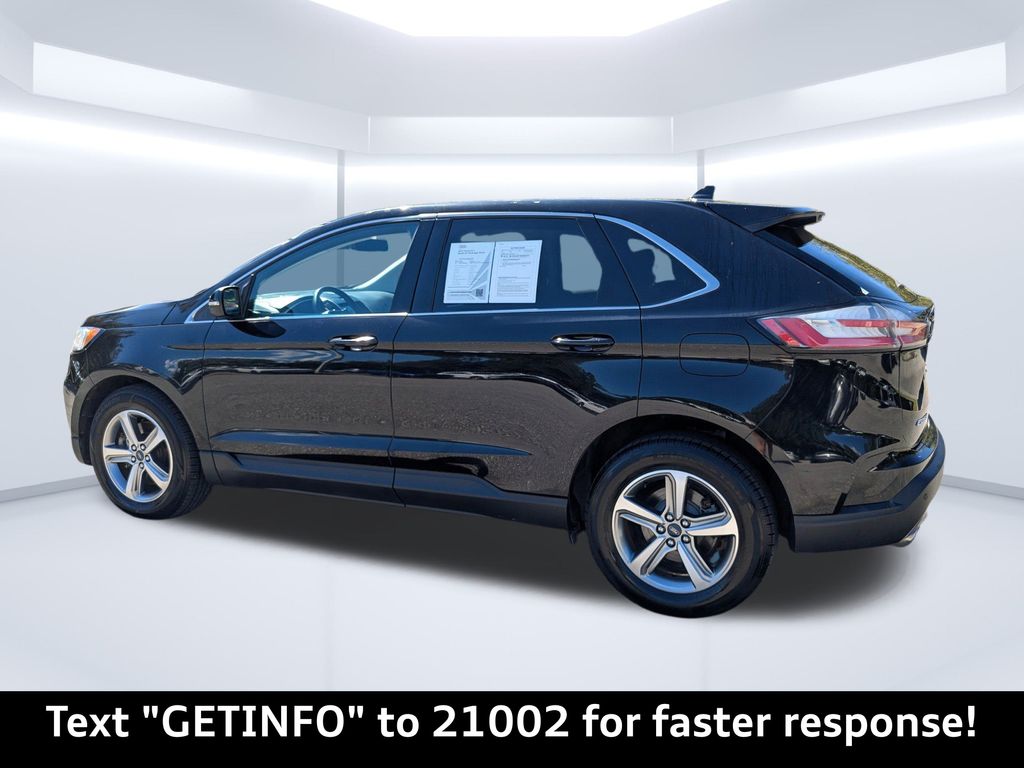2019 Ford Edge SEL photo 2