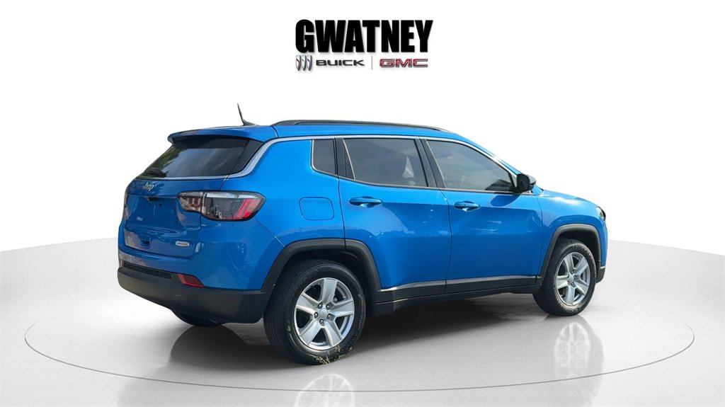 2022 Jeep Compass Latitude photo 6
