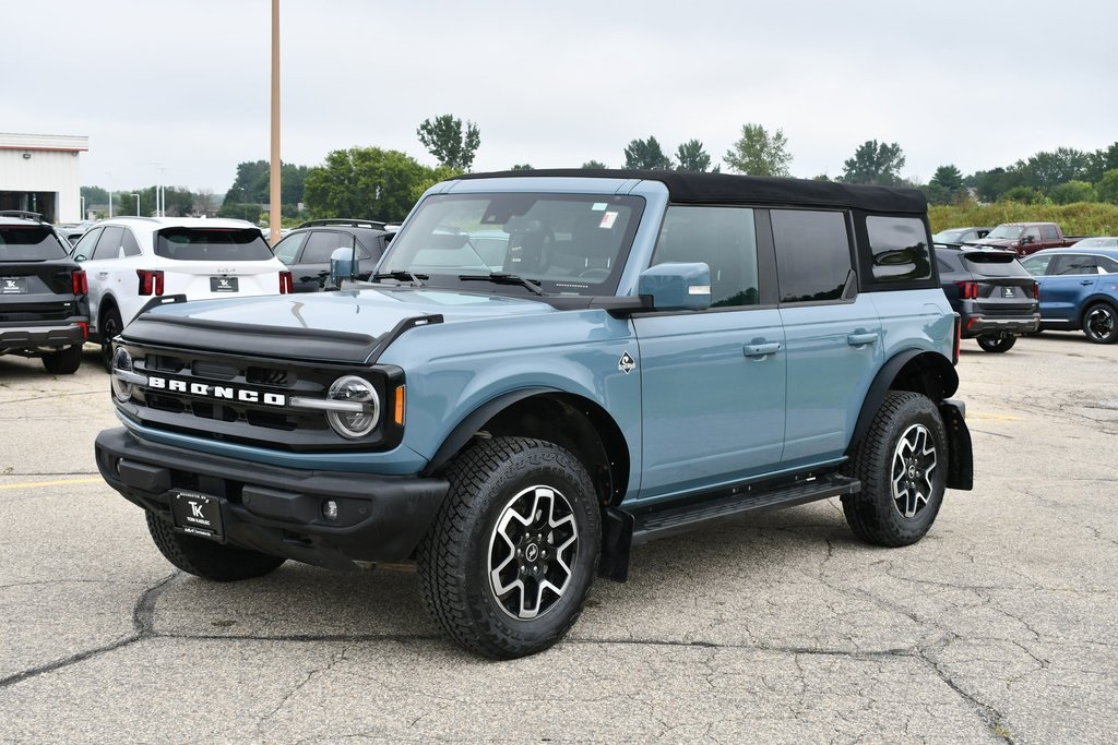 Used 2022 Ford Bronco 4-Door Outer Banks with VIN 1FMDE5BH8NLB60339 for sale in Rochester, Minnesota