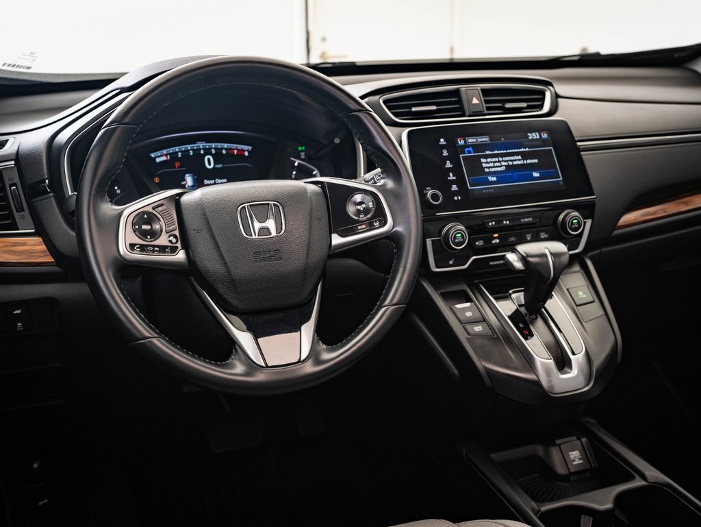 2017 Honda CR-V Touring photo 4