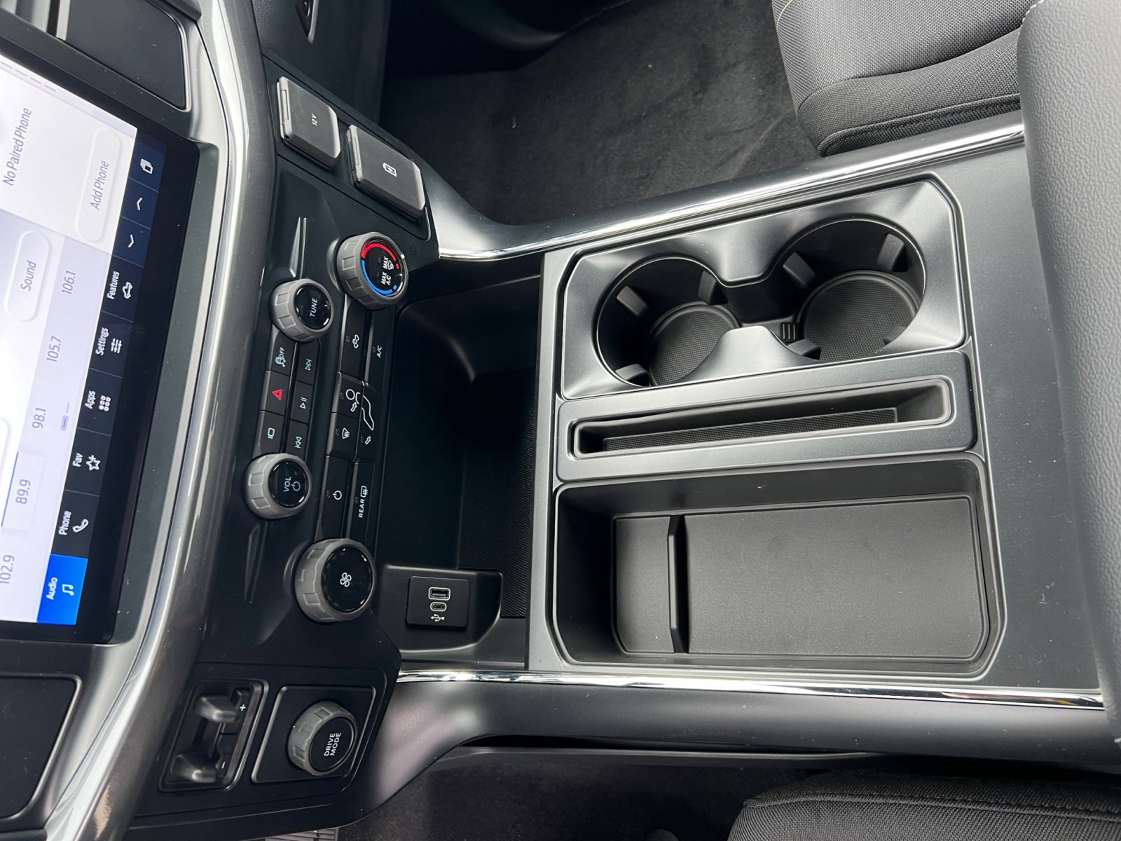 2025 Ford F-150 STX photo 10