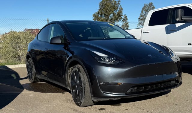 Used 2024 Tesla Model Y Long Range with VIN 7SAYGAEE1RF113028 for sale in Paso Robles, CA