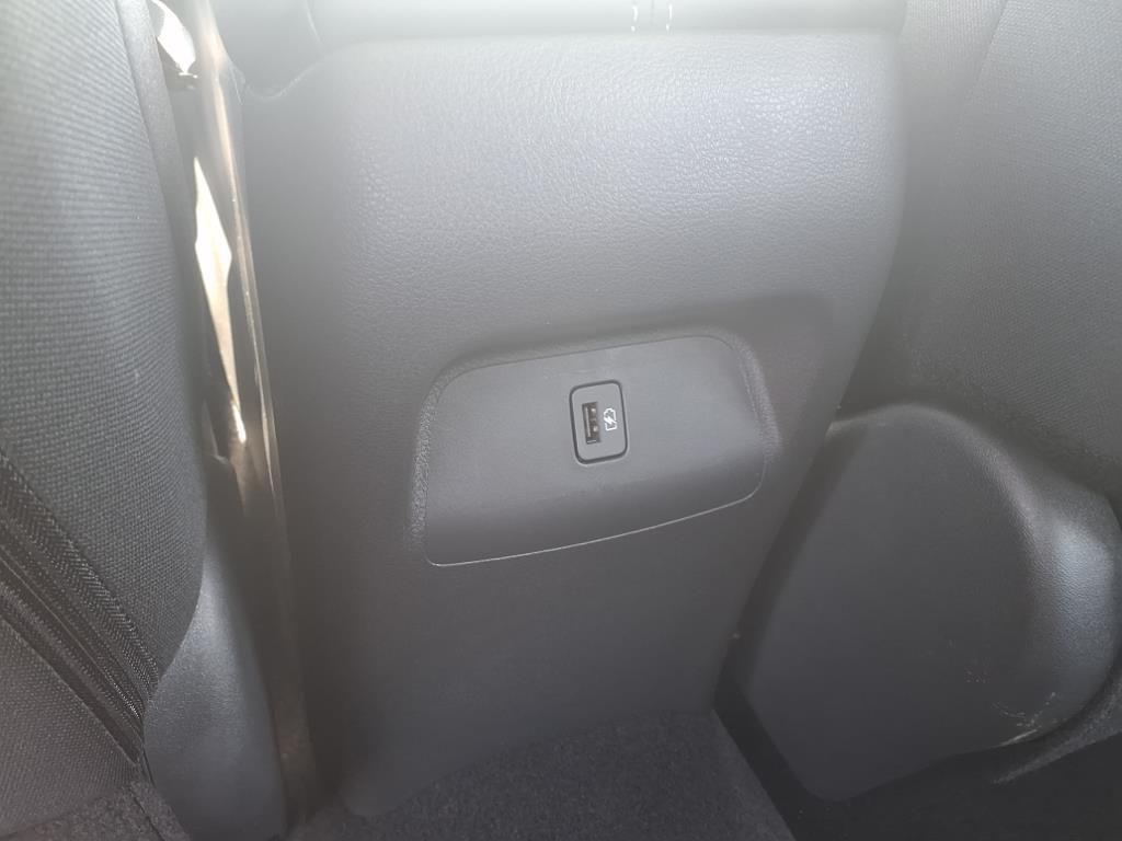 2025 Nissan Sentra SV photo 16