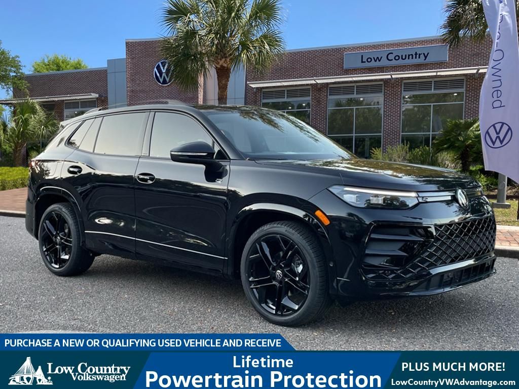 2026 Volkswagen Tiguan SE R-LINE BLACK's photo