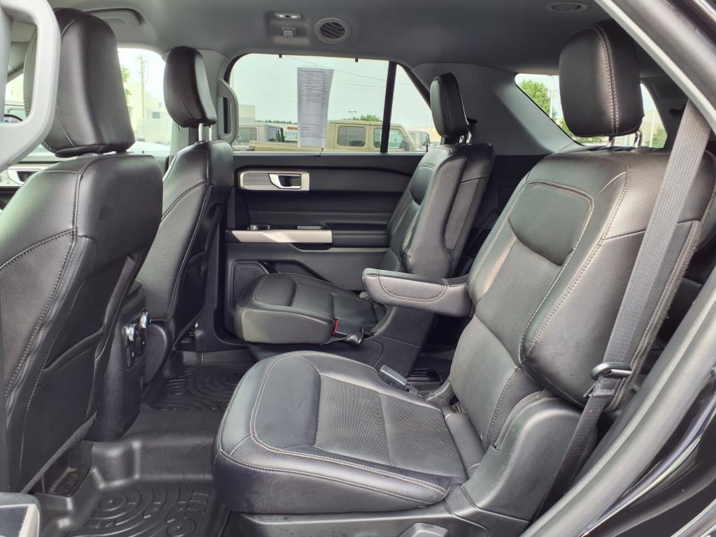 2022 Ford Explorer Limited photo 22