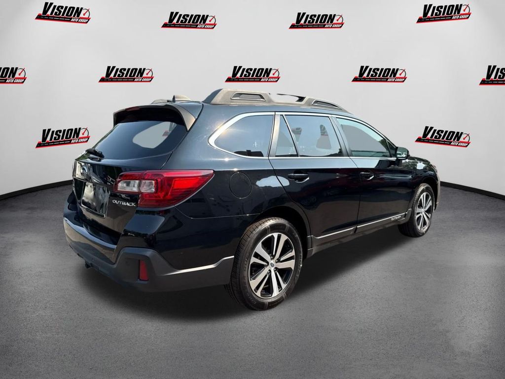 2019 Subaru Outback 2.5i photo 3