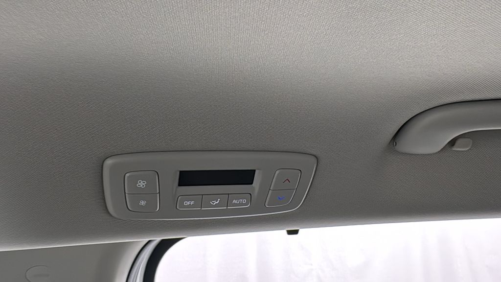 2026 Kia Carnival EX photo 42