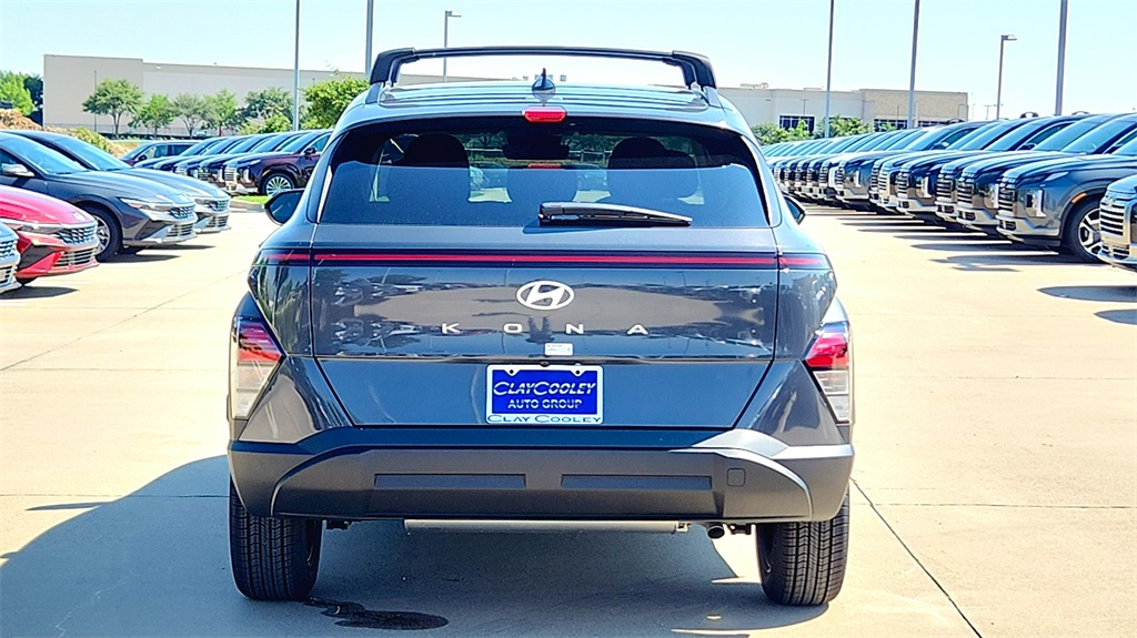 2026 Hyundai Kona SEL photo 31