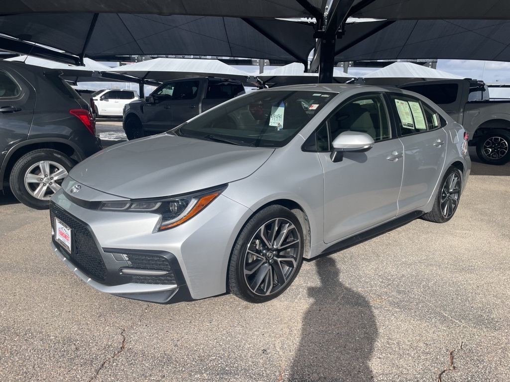 2020 Toyota Corolla SE's photo