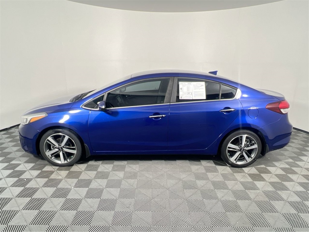 2017 Kia Forte EX photo 8