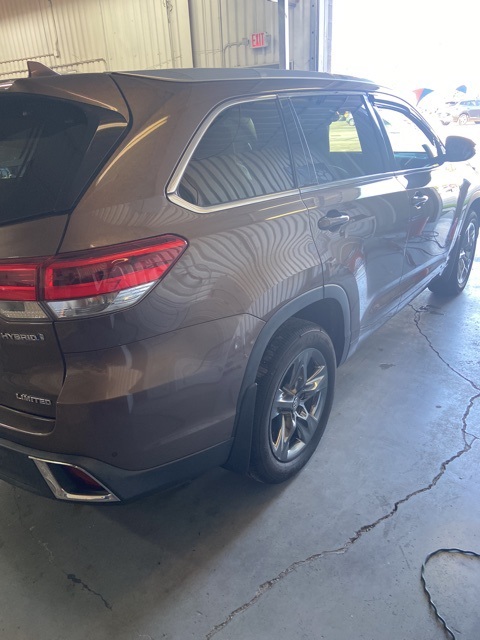 2018 Toyota Highlander Hybrid Limited photo 6