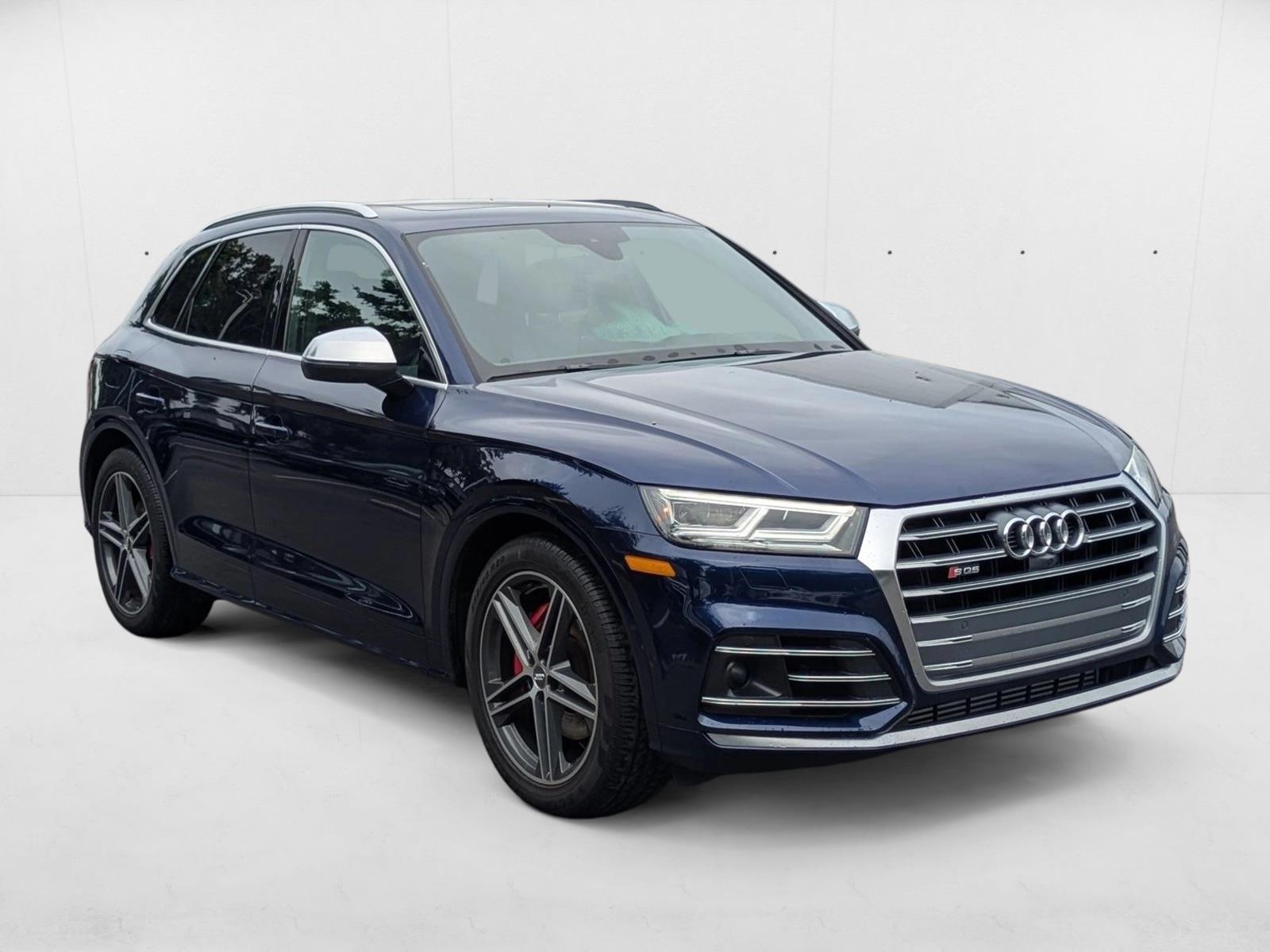 2020 Audi SQ5 Prestige photo 2