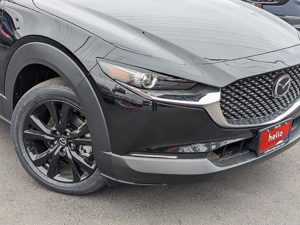 2025 Mazda CX-30 2.5 Select Sport photo 2