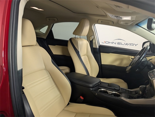 2015 Lexus NX 300h Luxury photo 21