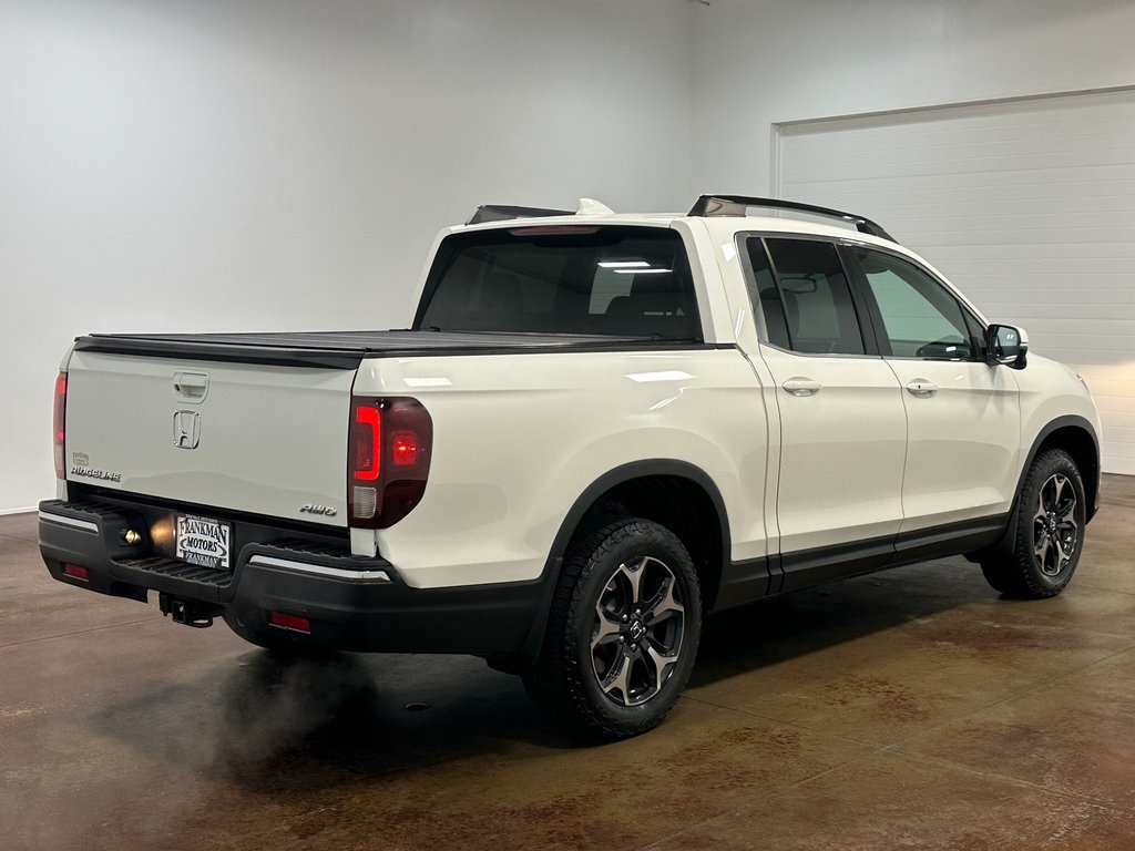 2018 Honda Ridgeline RTL-T photo 3
