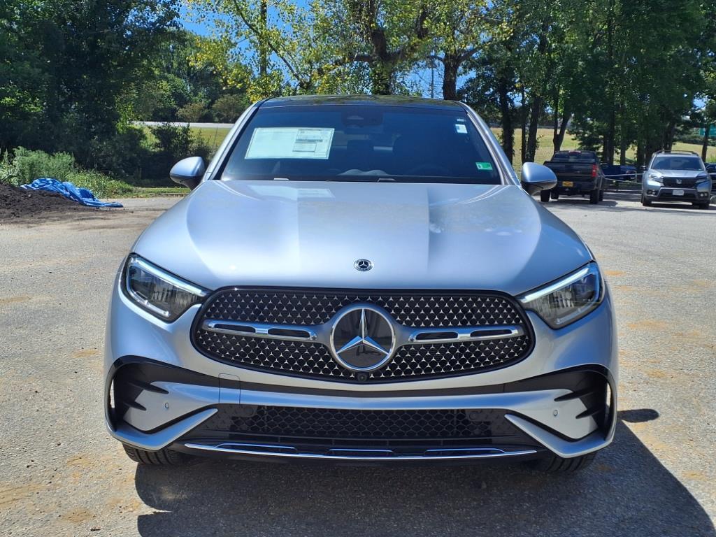 2026 Mercedes Benz GLC 300 4MATIC photo 2