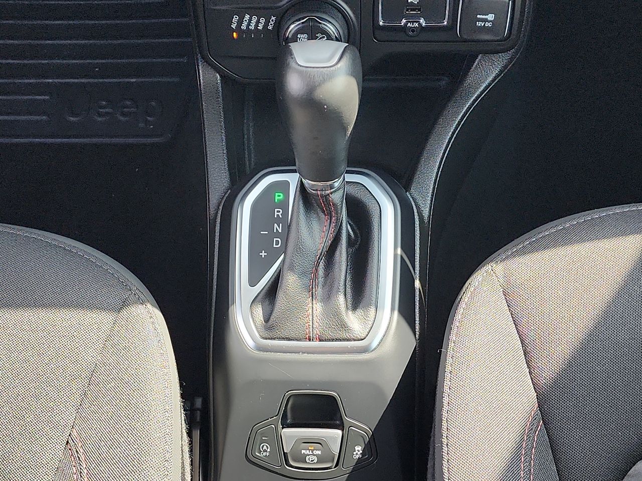2023 Jeep Renegade Trailhawk photo 18