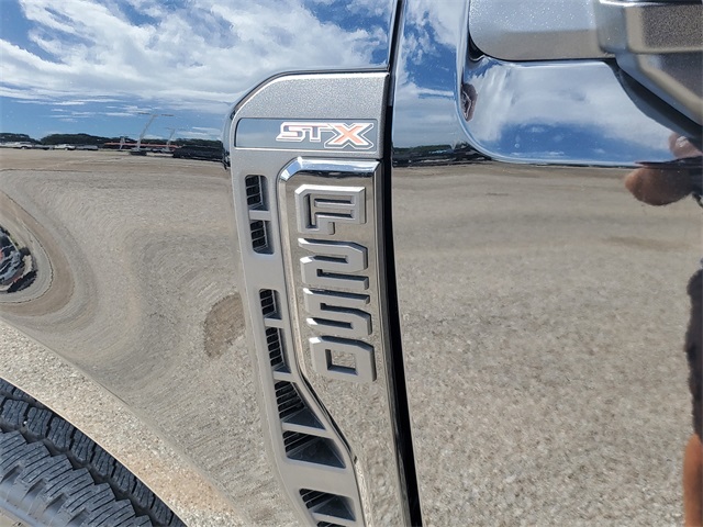 2026 Ford F-250 XL photo 7