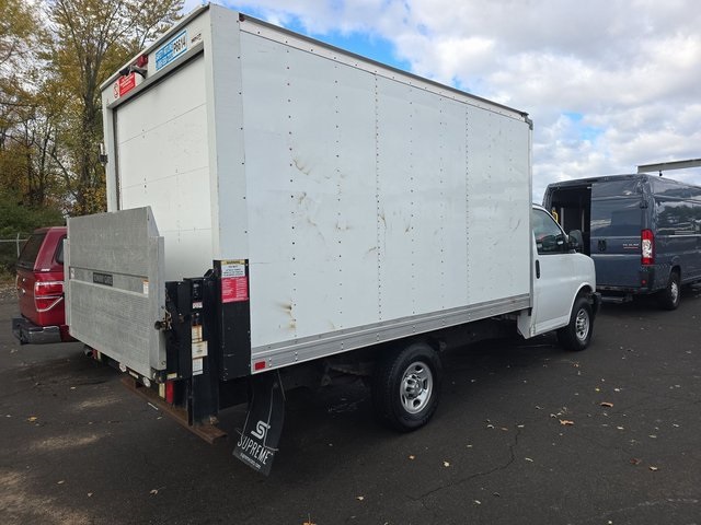 2021 Chevrolet Express Cutaway Work Van photo 3