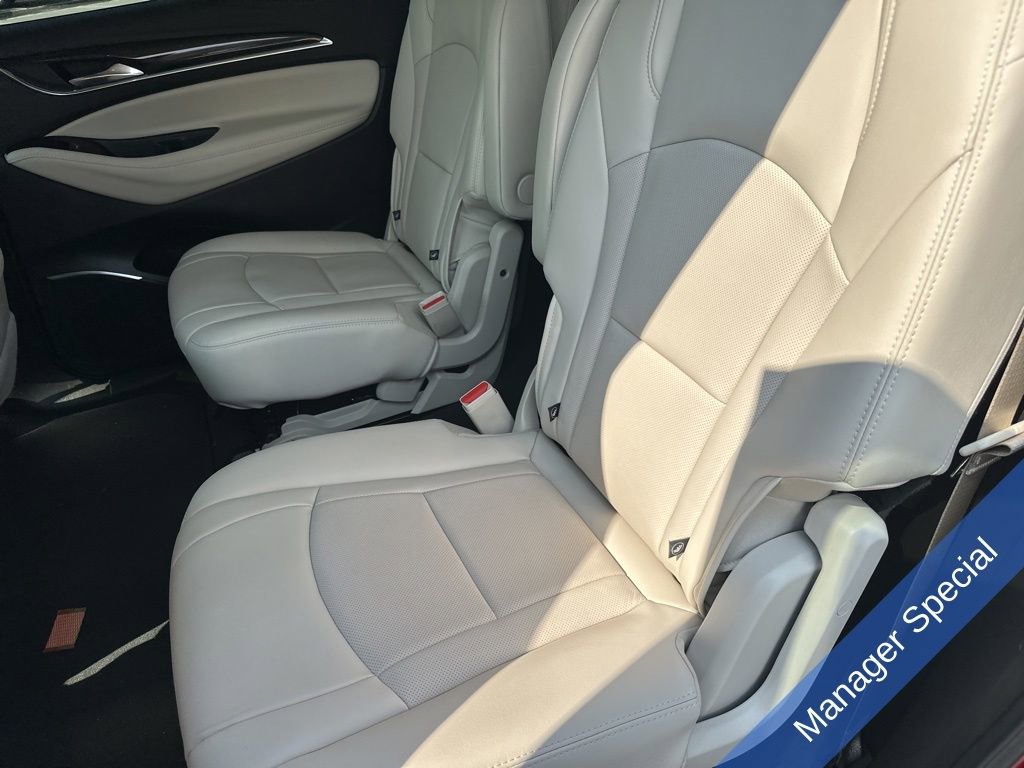 2023 Buick Enclave Essence photo 15