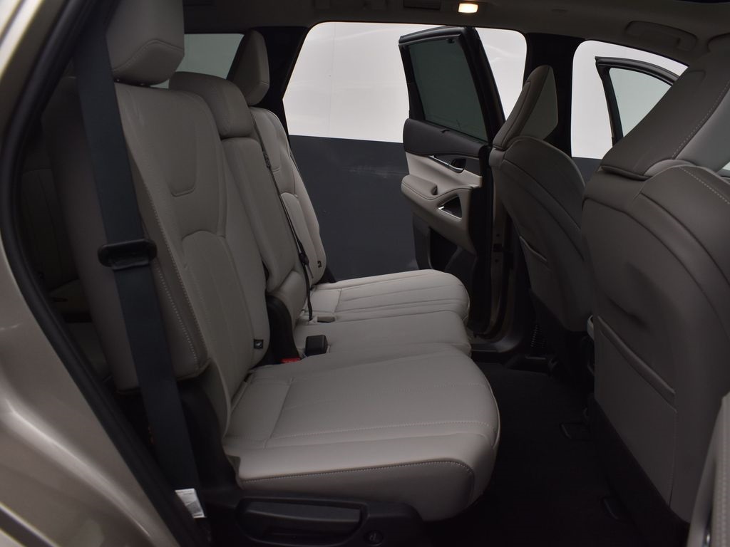 2026 Infiniti QX60 Luxe photo 18