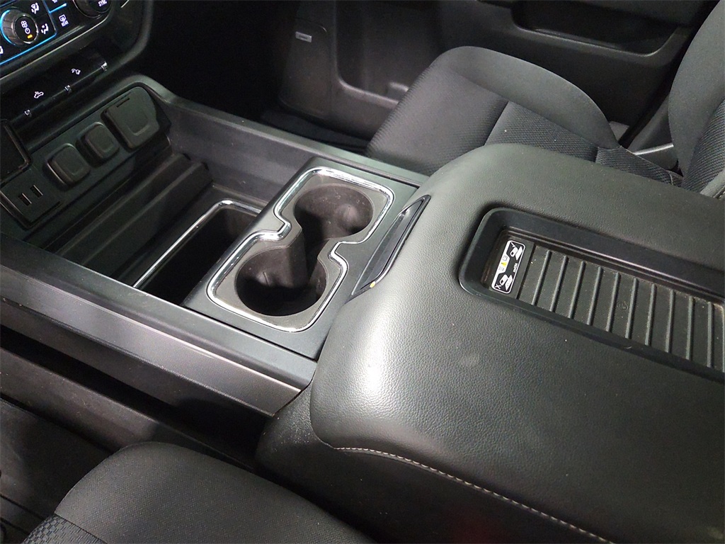 2018 Chevrolet Silverado 1500 LT photo 23