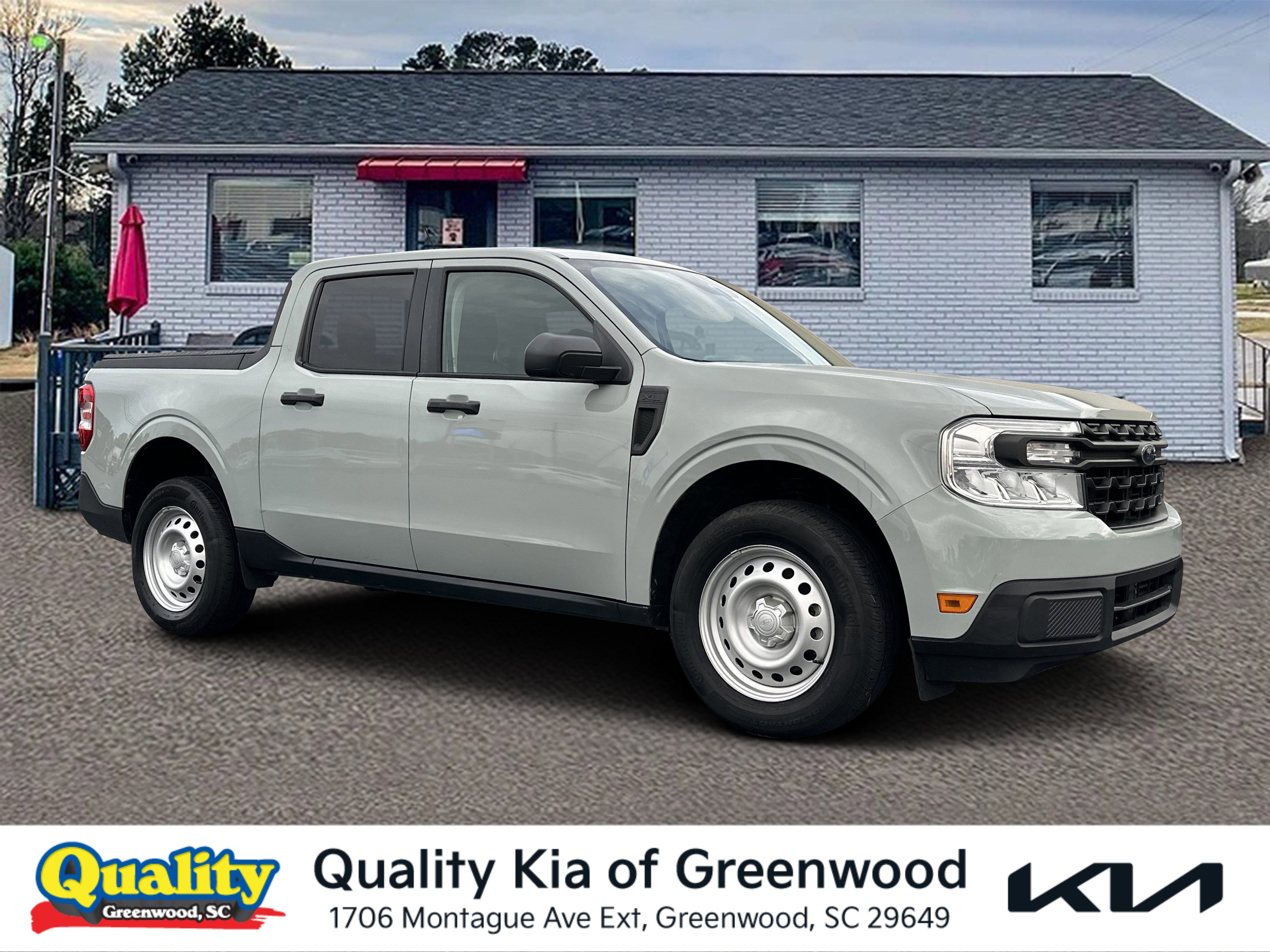 2024 Ford Maverick XL's photo