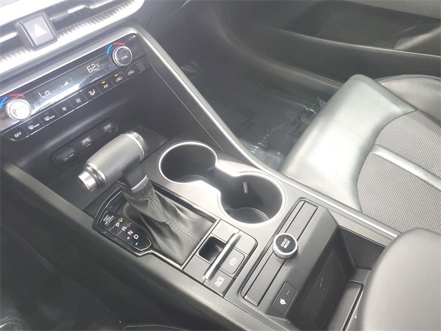 2022 Kia K5 GT-Line photo 21