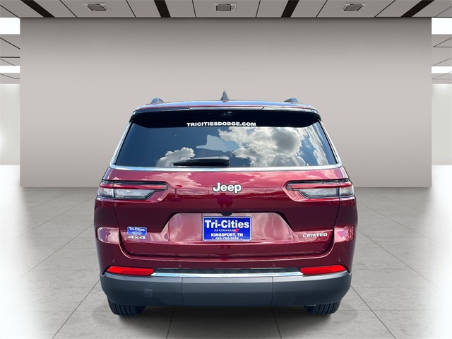 2025 Jeep Grand Cherokee Limited photo 3