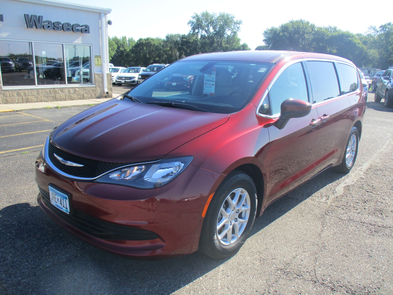 Used 2017 Chrysler Pacifica Touring with VIN 2C4RC1DG5HR551442 for sale in Waseca, Minnesota