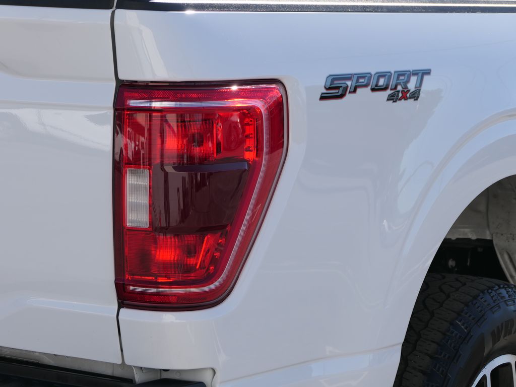 2023 Ford F-150 XLT photo 4
