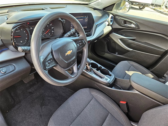 2024 Chevrolet Trax LS photo 10
